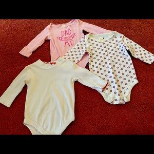 🐣Girls onesies - excellent condition!🐣 - BUNDLE AND SAVE -FREE SHIPPING!